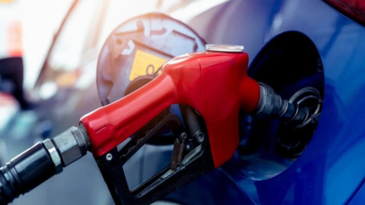 Motorin zammı son anda iptal edildi