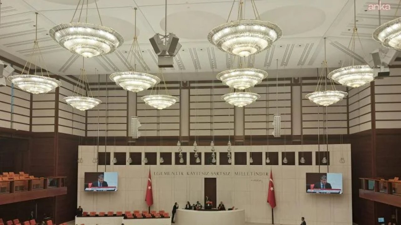 Kadın Cinayetlerini Araştırma Önergesi TBMM’de Reddedildi: AKP ve MHP Karşı Çıktı!