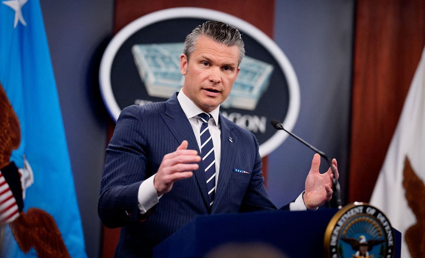 ABD Savunma Bakanı Hegseth: "İran’a daha büyük saldırı dalgaları yolda, henüz yeni başlıyoruz"