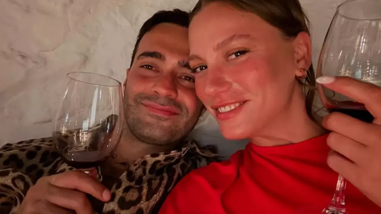 Serenay Sarıkaya ile Mert Demir evleniyor mu?