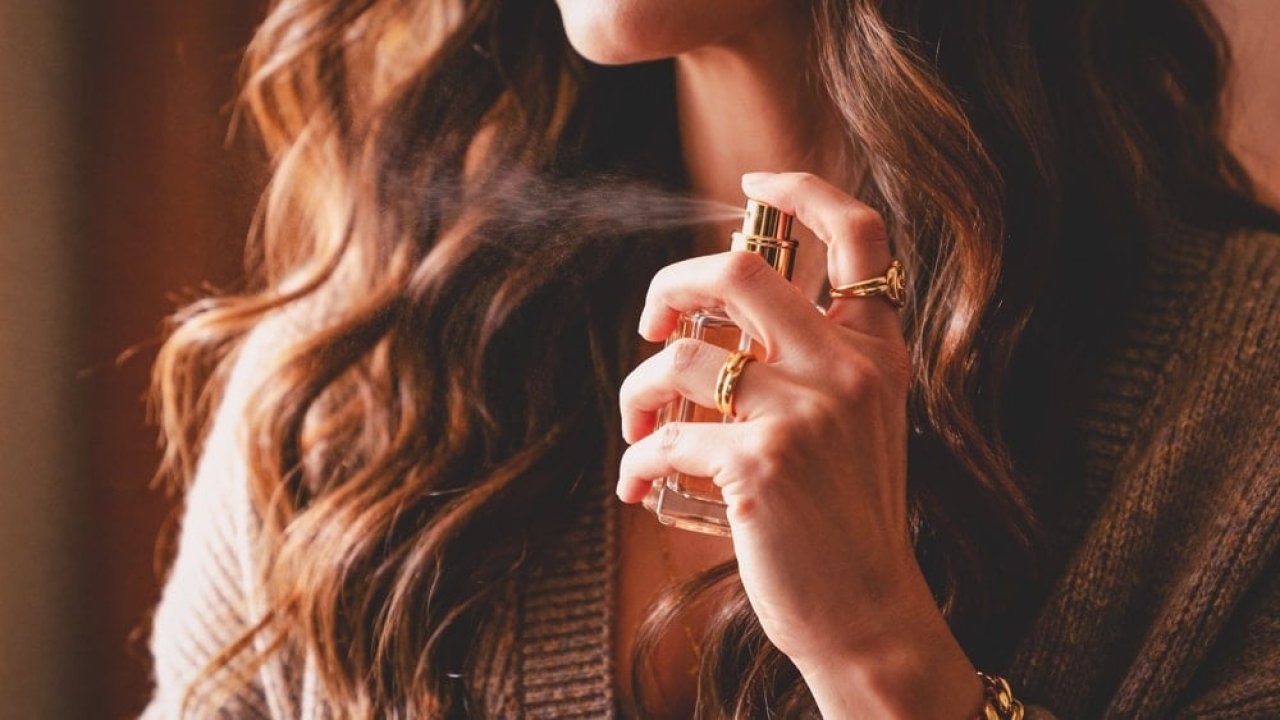 Rihanna Parfümleri Raflardan Toplandı: “Ciddi Sağlık Riski” Uyarısı!