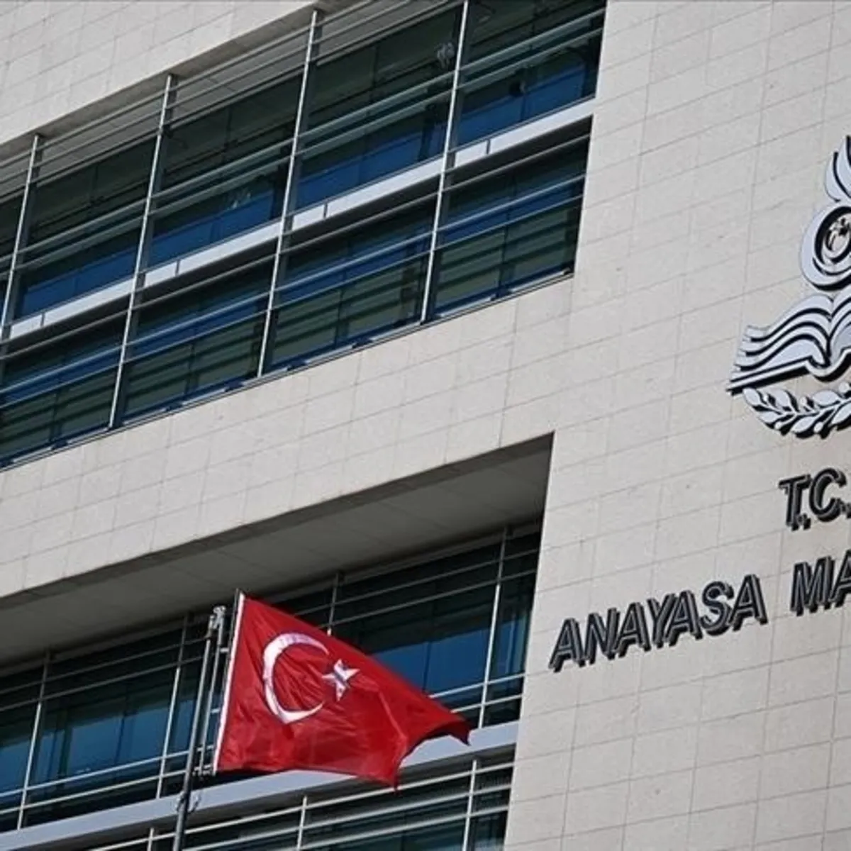 Siyasi parti mali denetimlerine ilişkin AYM kararları Resmi Gazete'de