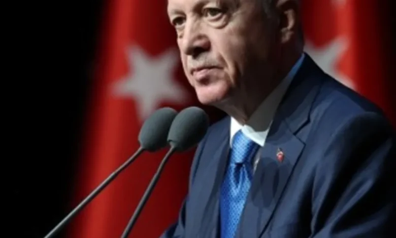 baskan-erdogandan-katledilen-fatma-ogretmen-icin-taziye-mesaji-1772566106657