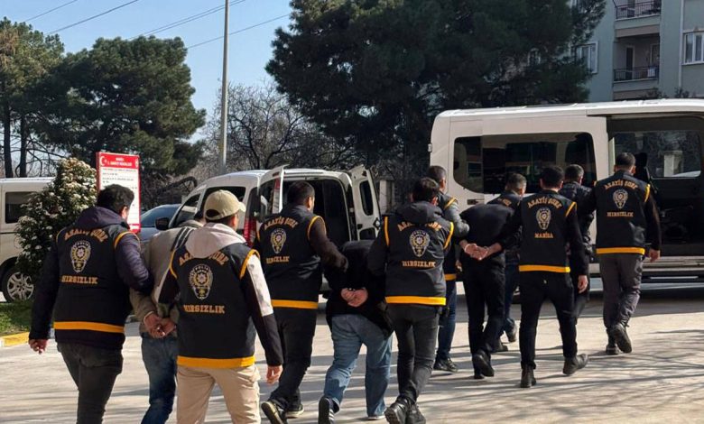 image_69abffb8a761a651657563