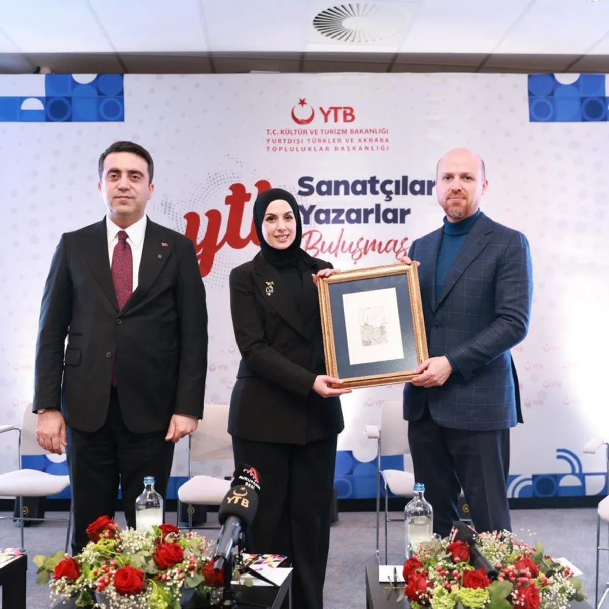 YTB Avrupa’daki sanat dünyasını Amsterdam’da bir araya getirdi